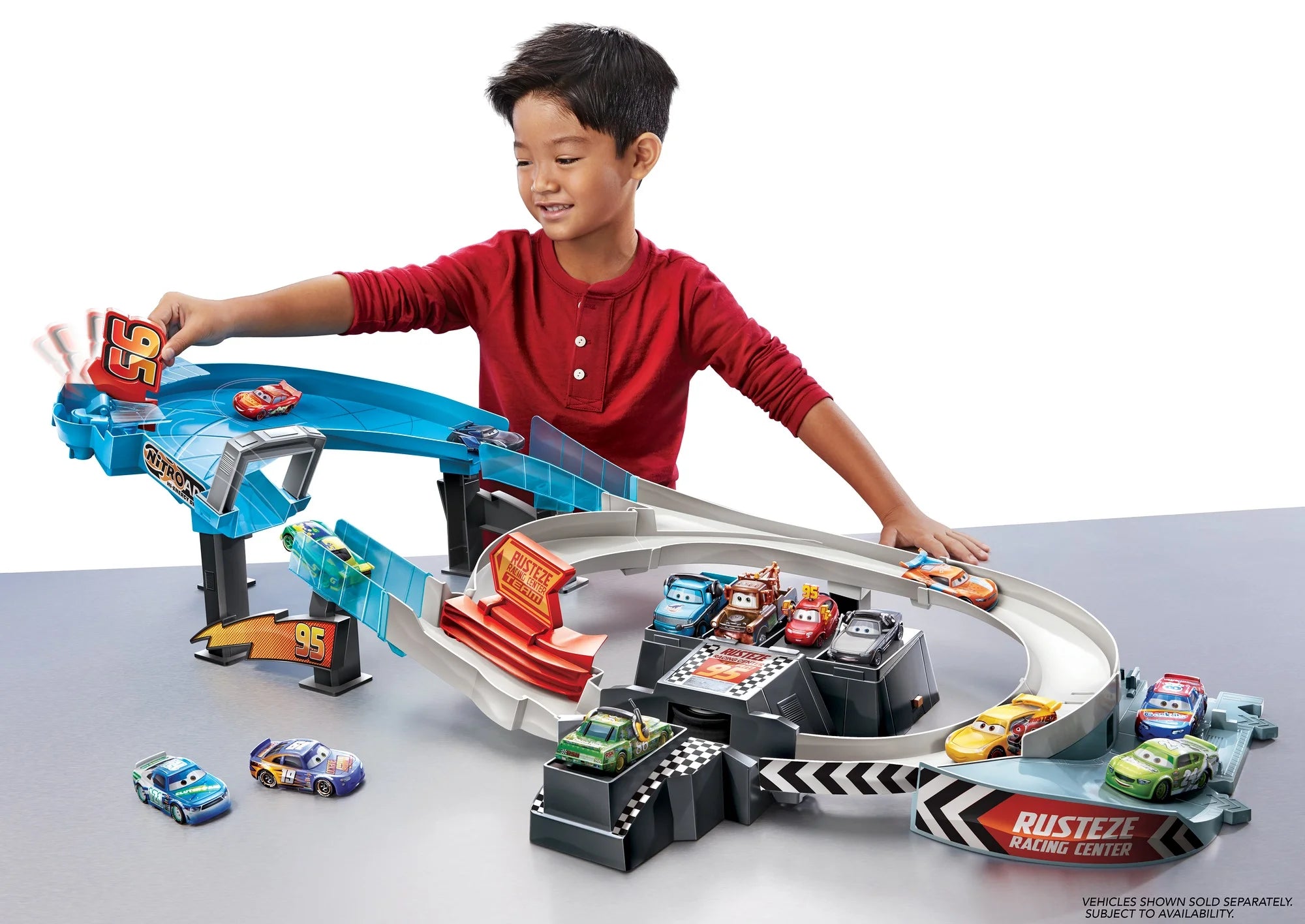 Double Circuit Speedway Playset with Lightning McQueen Toy Car A519