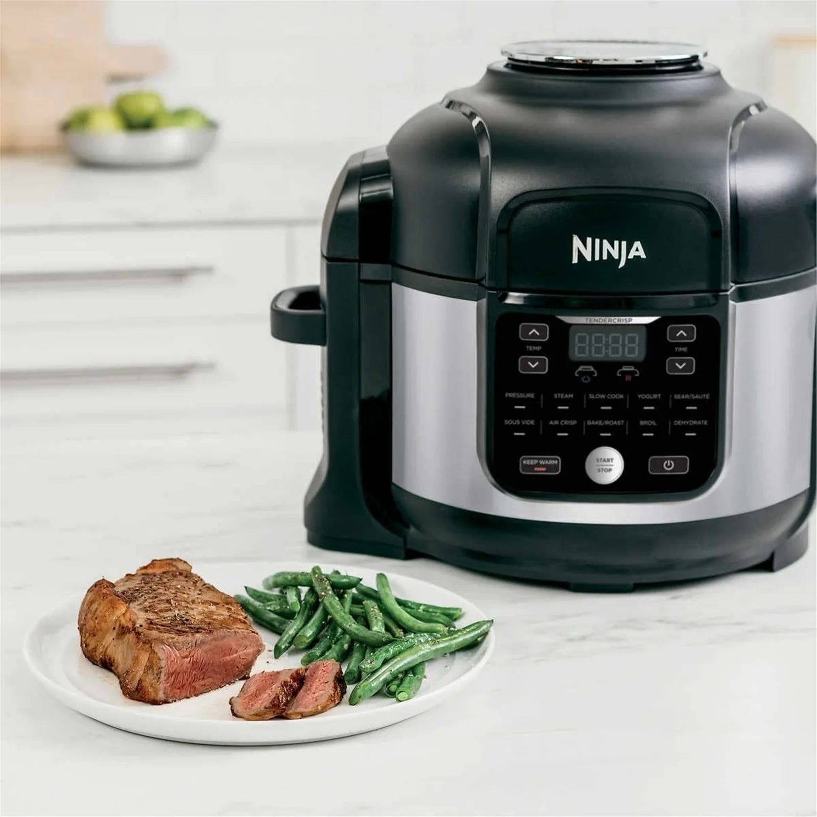 Black 6.5QT Electric Pressure Cooker E6797