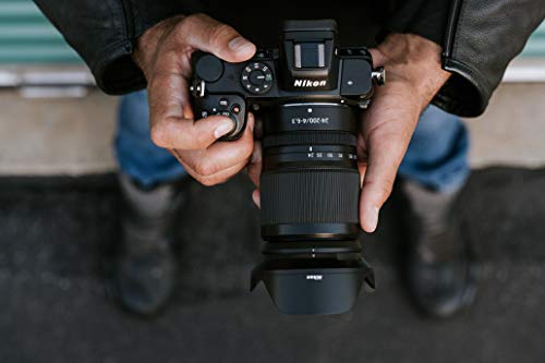 Compact telephoto zoom lens with image stabilization N870