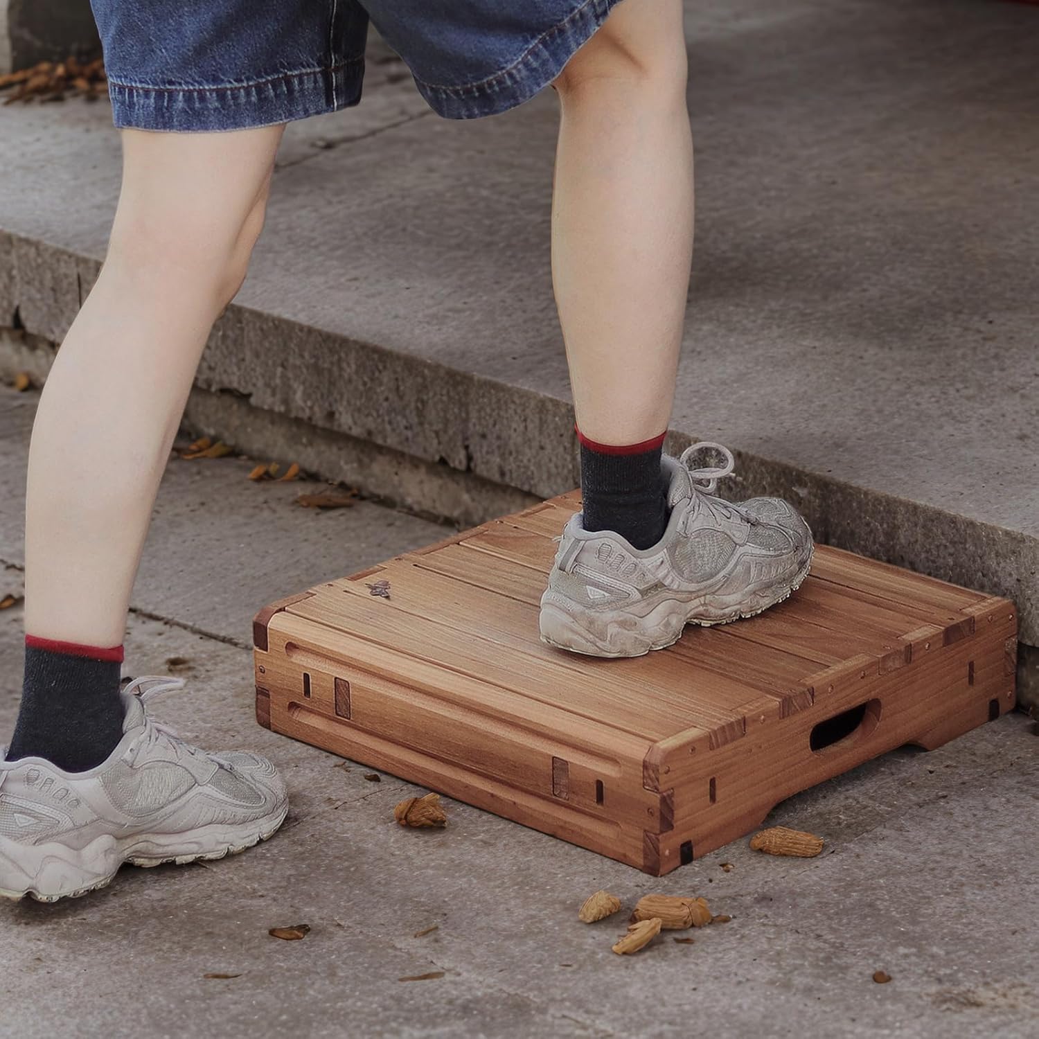 Carbonization Wooden Step Stool N593