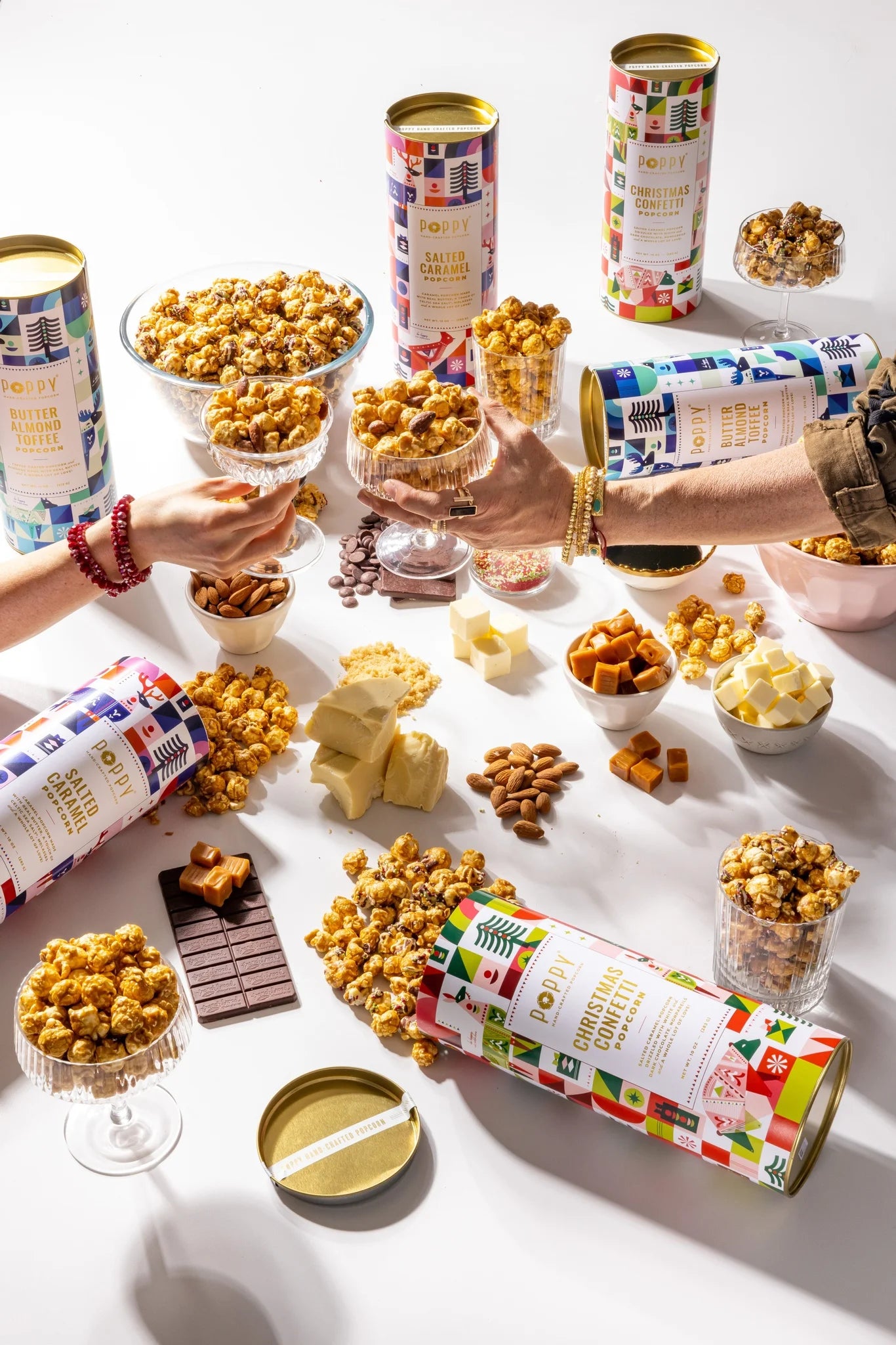 Butter Almond Toffee Holiday Cylinder X207
