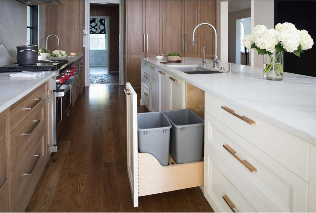 35 Qt 8.75 Gal Silver Pull Out Trash Can A201
