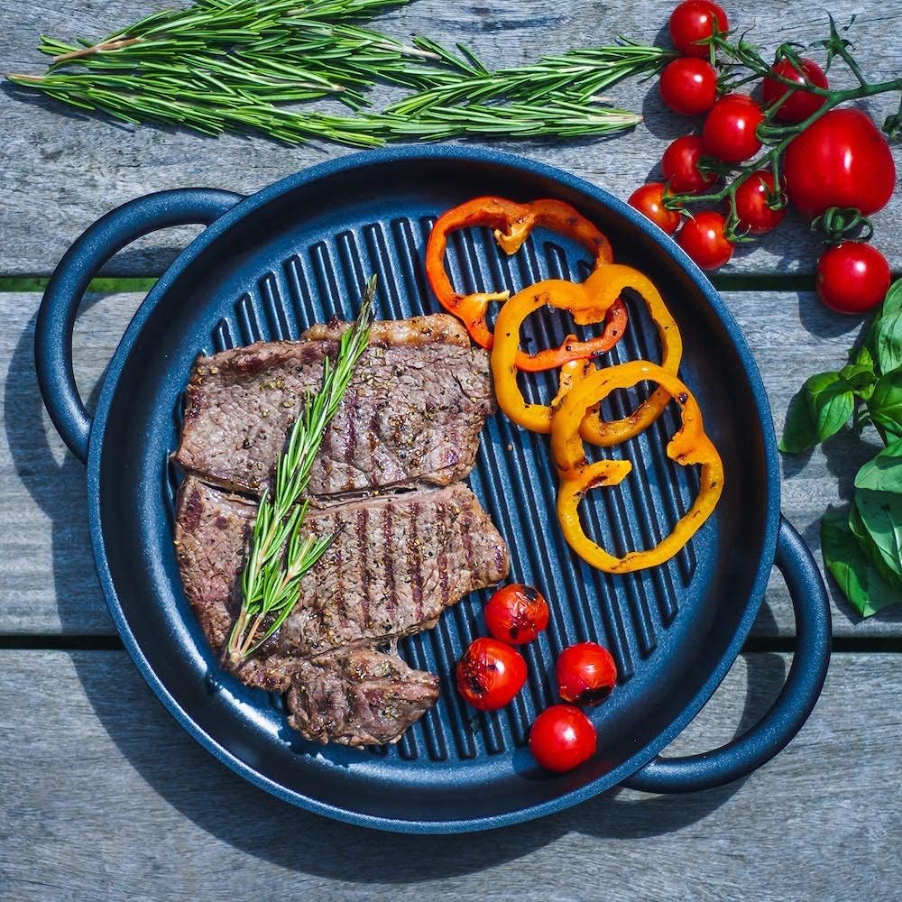 Cast Aluminium Griddle Pan with Glass Lid, 10.6 Diameter, Non-Stick E6867
