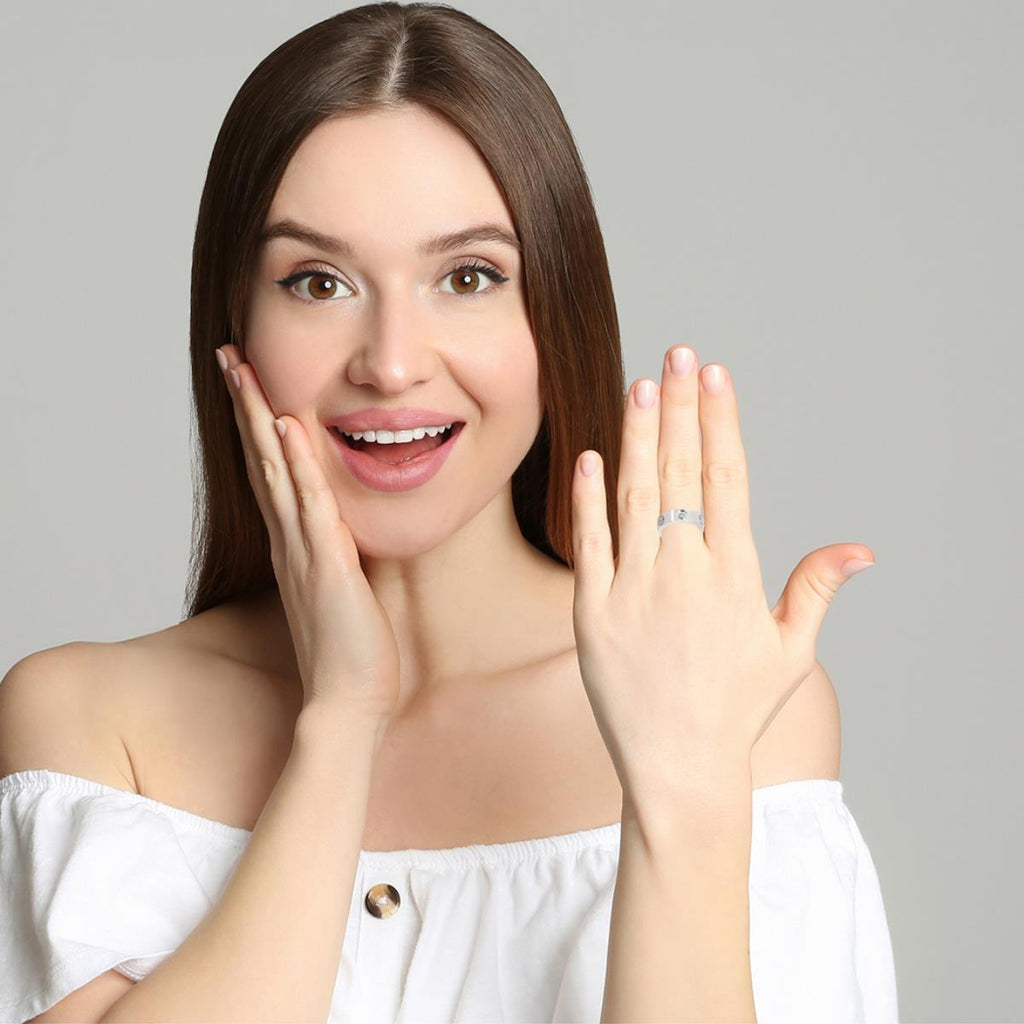 Platinum Diamond Ring J875130