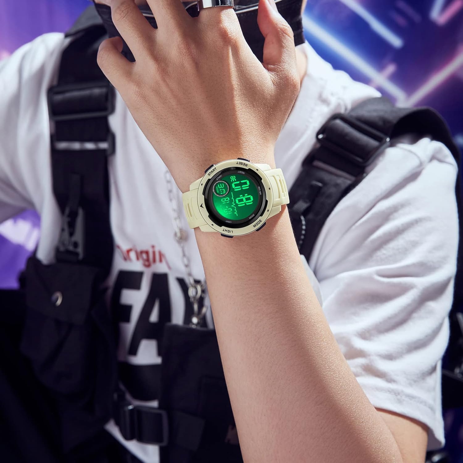 Mens Digital Sports Watch Solar Powered Waterproof Stopwatch M79074