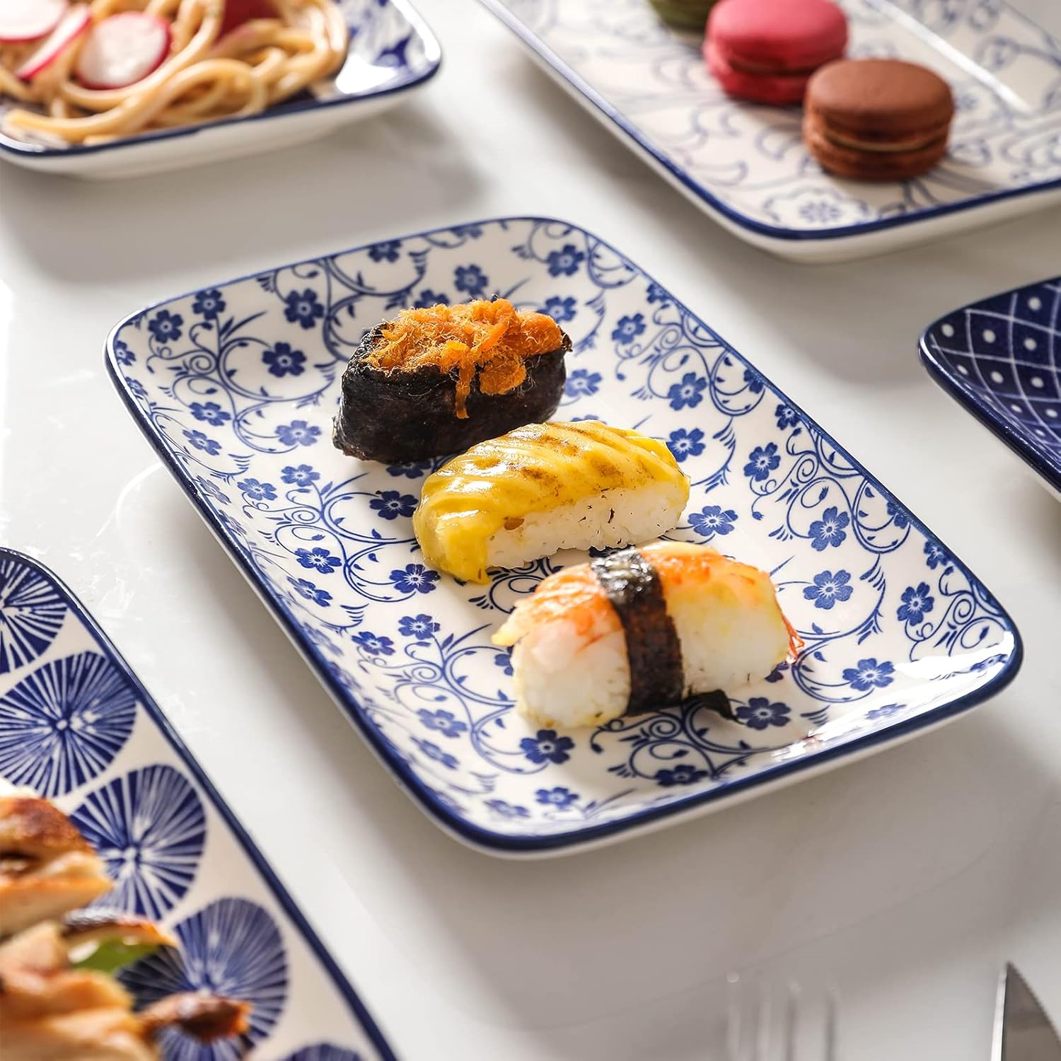 16 Pieces Ceramic Dinnerware Set with 8 Inch Rectangular Salad Plates, Blue I984