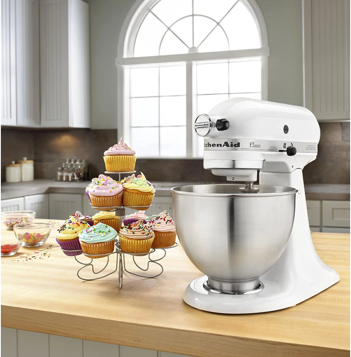 4.5 Q Onyx Black Stand Mixer L7114