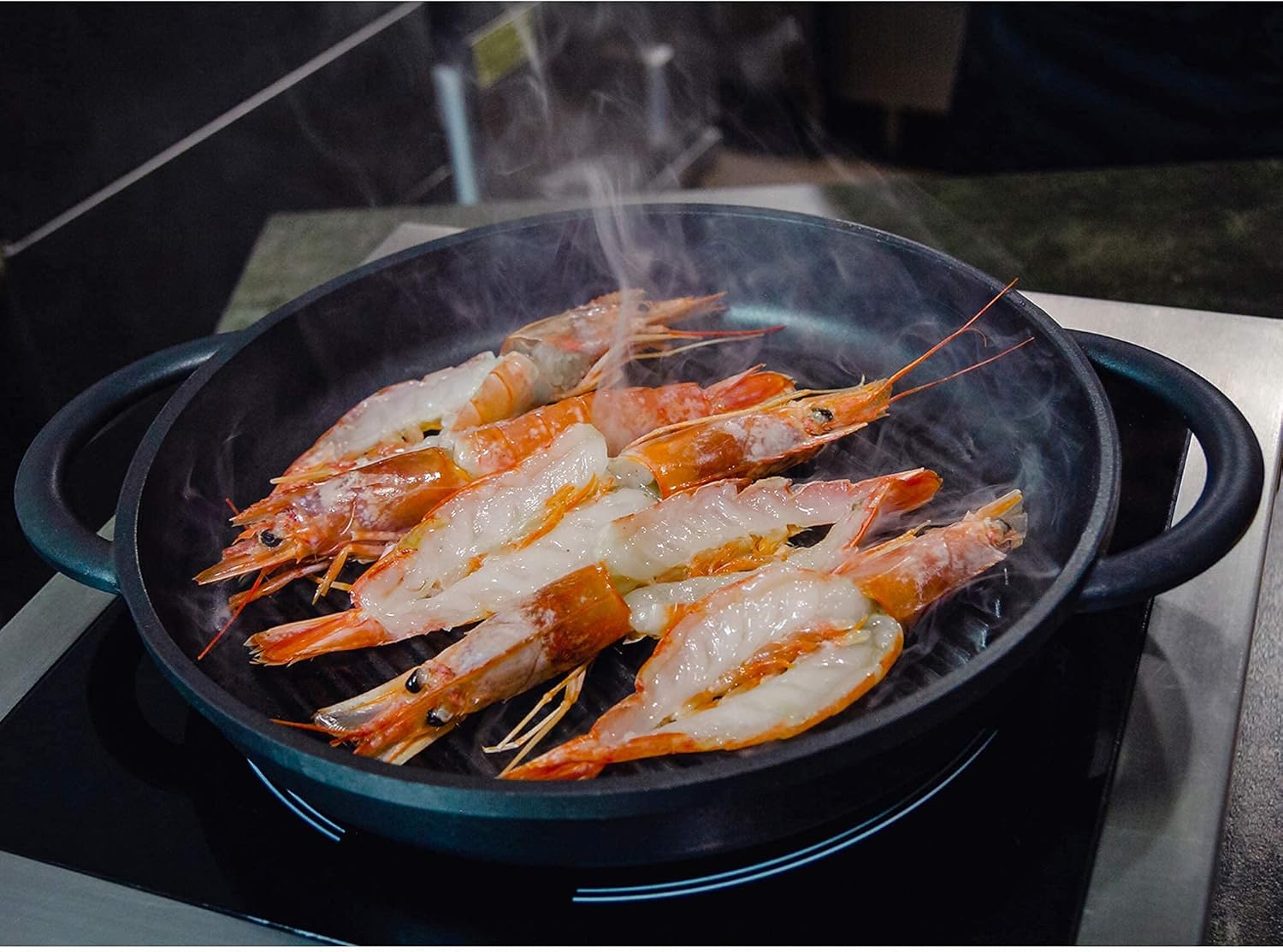 Cast Aluminium Griddle Pan with Glass Lid, 10.6 Diameter, Non-Stick E6867