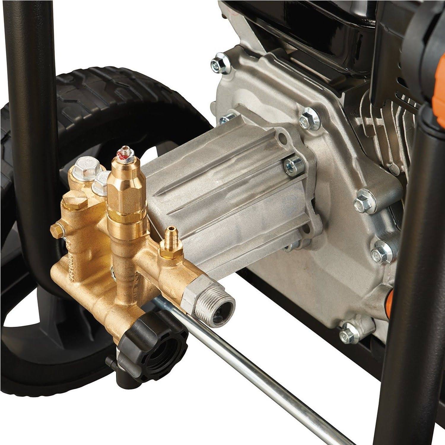 2,000 - 3,100 PSI 2.8 GPM GAS Pressure Washer O3000