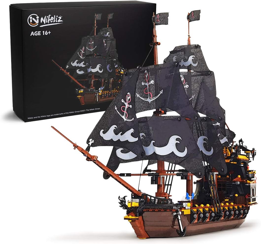 1334 Pcs Building Blocks Ship Model H8124
