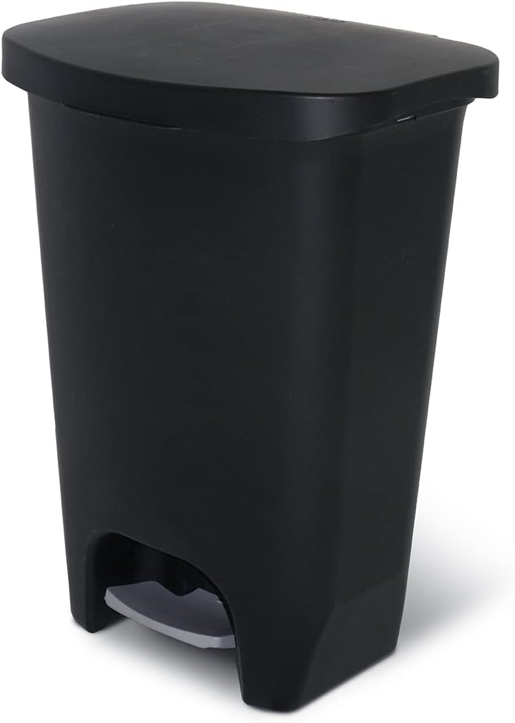 13 Gallon Plastic Trash Can with Lid, Matte Black I4216