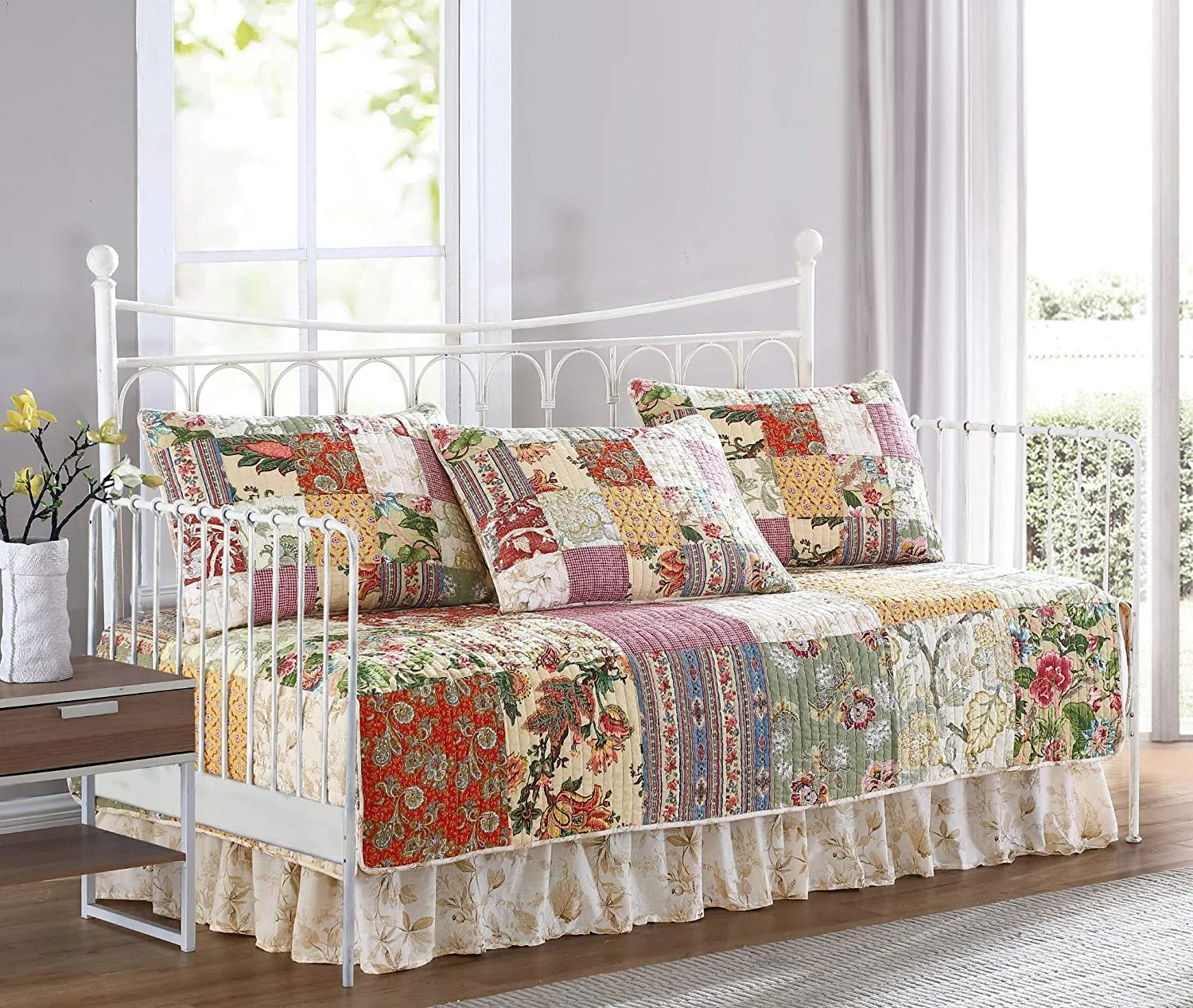 5-Piece Floral Patchwork Reversible 100% Cotton Quilted Daybed Set K9728