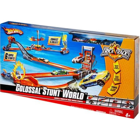 Colossal Stunt World Track Set with 6 Super Stunts & 3 Cars F78804